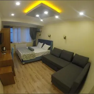 Riverland Отель типа 